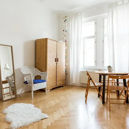 Lägenhet Cozy Apartments Zizkov